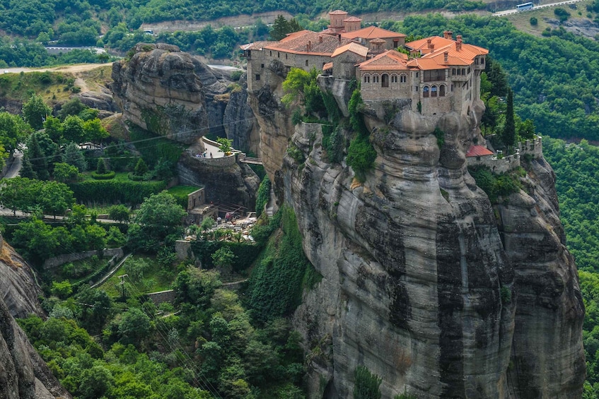 Picture 2 for Activity From Athens or Piraeus: Meteora Full-Day Private Trip