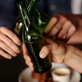 Budapest : Bateau d'enterrement de vie de garçon avec bière et vin