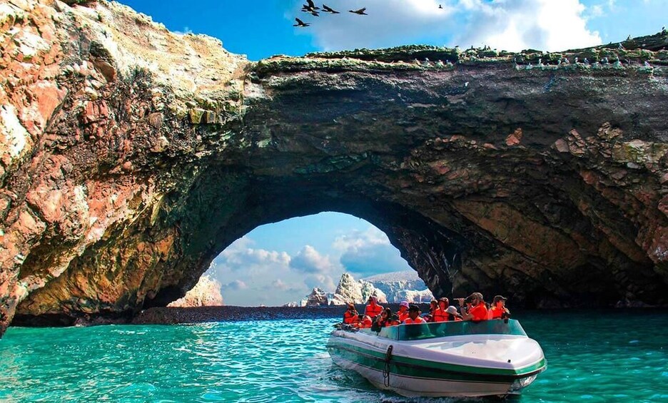 Picture 1 for Activity Lima: 2-Day Tour to Paracas, Huacachina & Pisco Vineyards