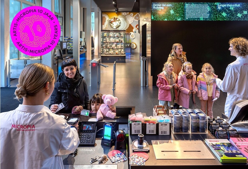 Picture 7 for Activity Amsterdam: ARTIS-Micropia Microbe Museum Entry Ticket