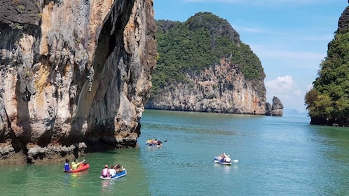 Phuket: Phang Nga Bay de meest luxueuze Sunset Tour met DJ