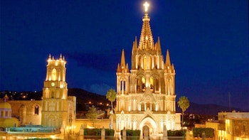 Guided Mexican Independence Tour