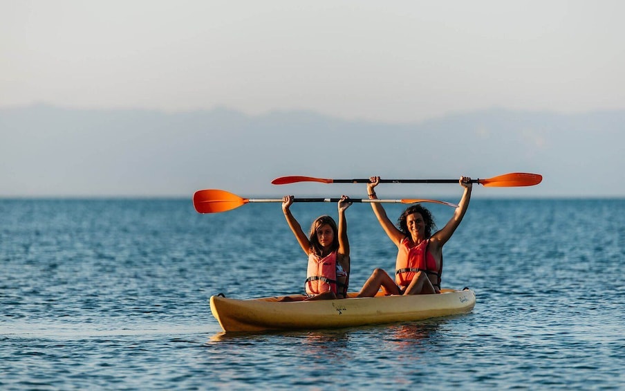 Salou: club kayak Cambrils with hotel pickup