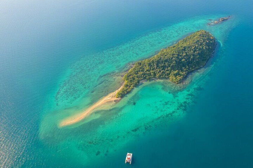 Ocean Yachting - Catamaran Island Tour