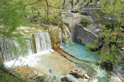 Depuis Thessalonique : Les sources thermales de Pozar et Edessa