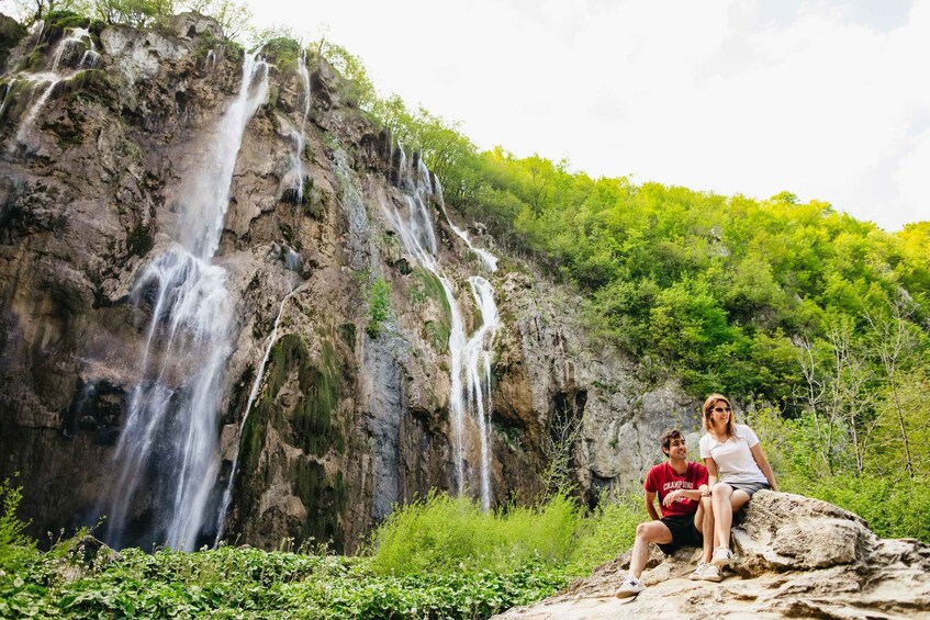 From Split or Trogir: Plitvice Lakes Tour with Entry Tickets