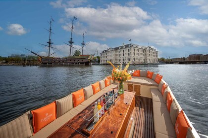 Amsterdam: Open Boot Cruise met Onbeperkt Drankjes Optie