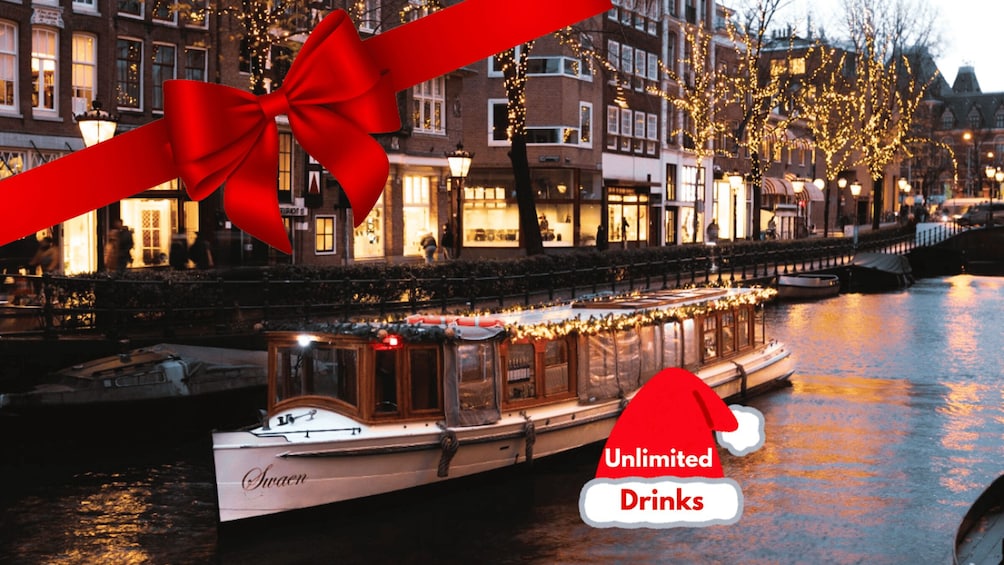 Amsterdam: Covered Christmas Cruise Unlimited Drinks Option