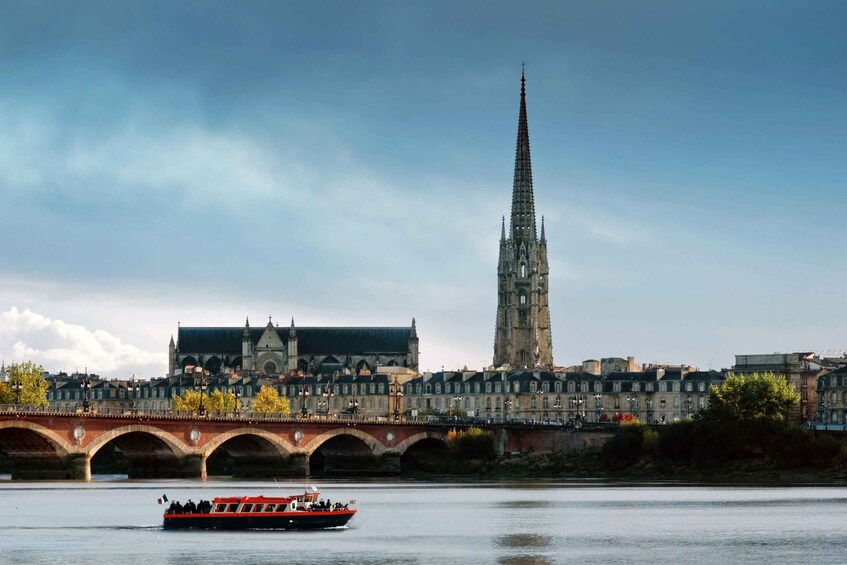 Picture 3 for Activity Bordeaux: Scenic River Cruise with Commentary and Canelés