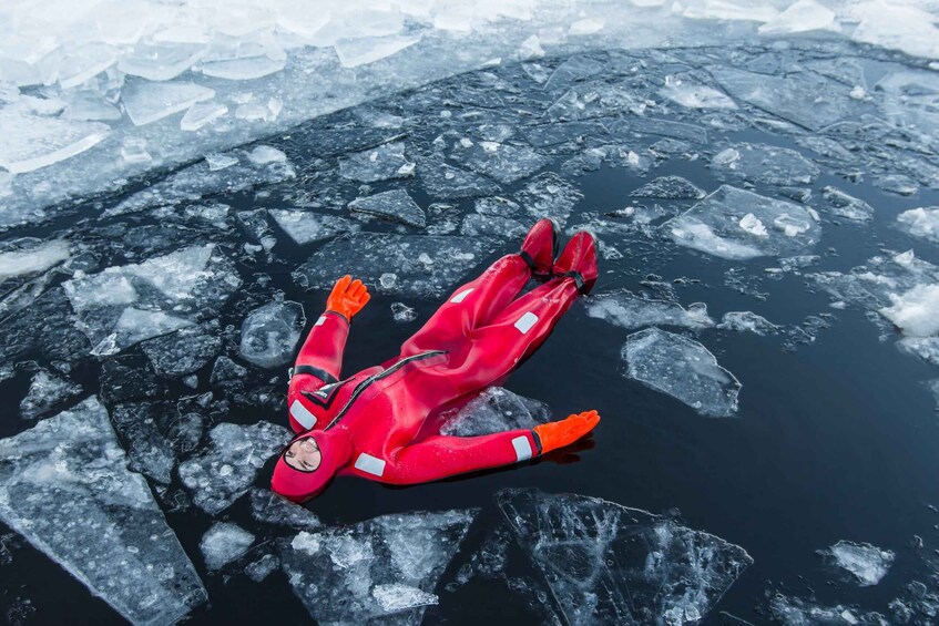 Picture 4 for Activity Ylläs: Northern Lights Ice-Floating Experience with Transfer