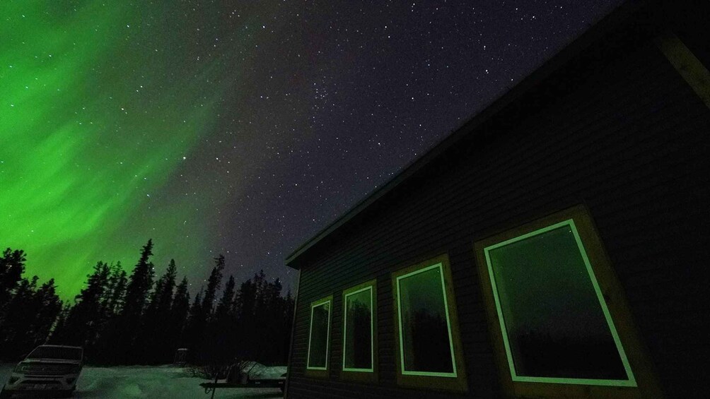 Picture 4 for Activity Whitehorse: Nighttime Northern Lights Viewing