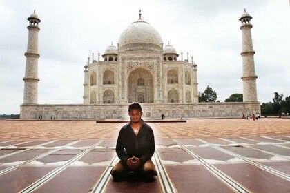 New Delhi: Private Taj Mahal Trip & Agra Highlights+5★ Lunch