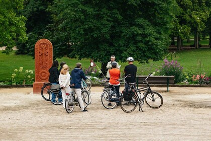 Bordeaux : Centre historique et quartier des Chartrons à vélo