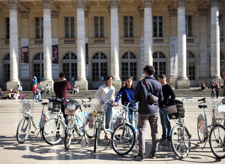 Picture 4 for Activity Bordeaux: Historic Center & Chartrons District Bicycle Tour
