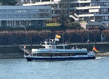 RhineRiverBoatTour from Bonn to Königswinter with Live Guide