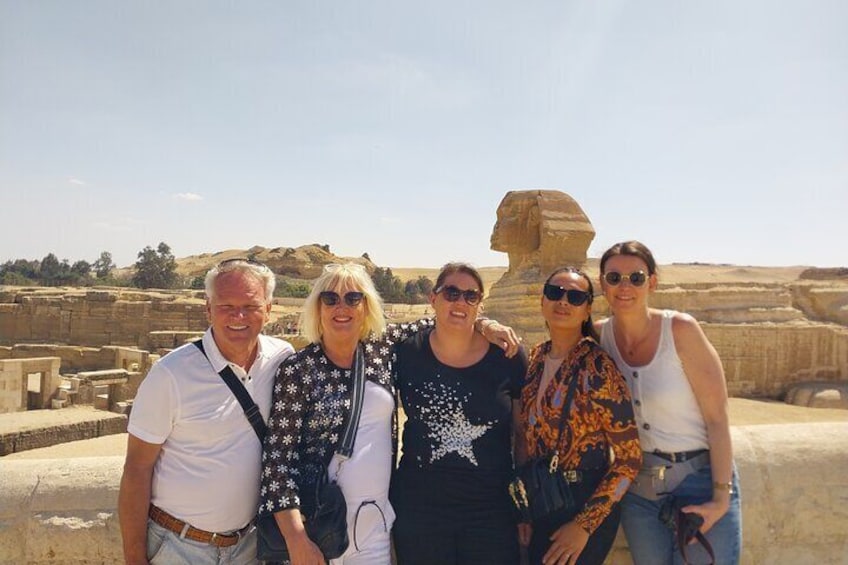 Giza Pyramids, Camel Ride, Quade Bike and Shopping Tour with Dinner Cruise