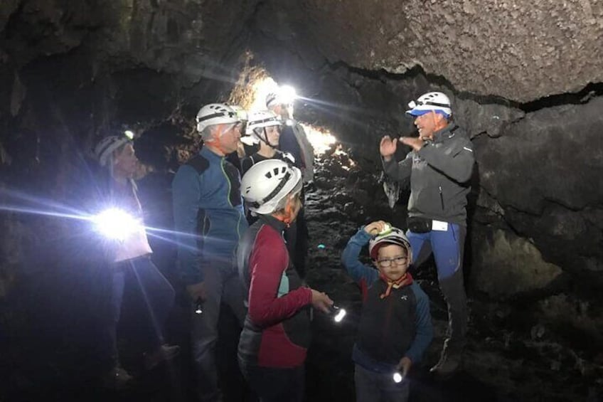 Private Guided Day in Jeep to Discover Etna