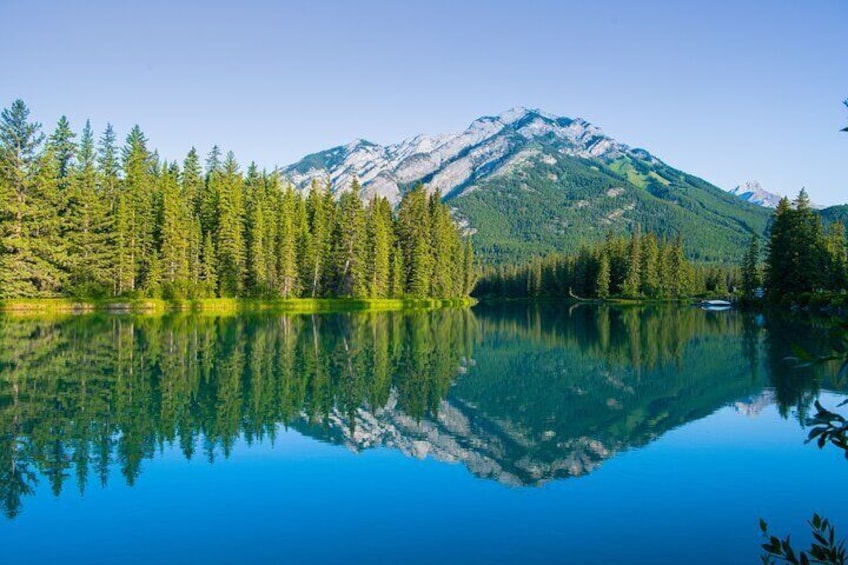 Banff Deep 1 Day Tour in Banff National Park