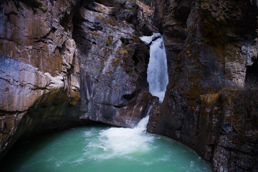 Banff Deep 1 Day Tour in Banff National Park