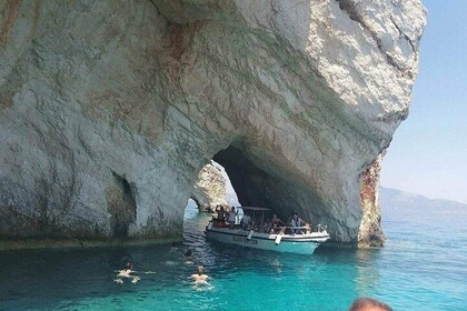 Shipwreck and Blue Caves Bus and Boat Tour