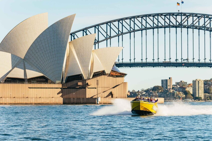 Sydney Harbour: Thunder Thrill Ride