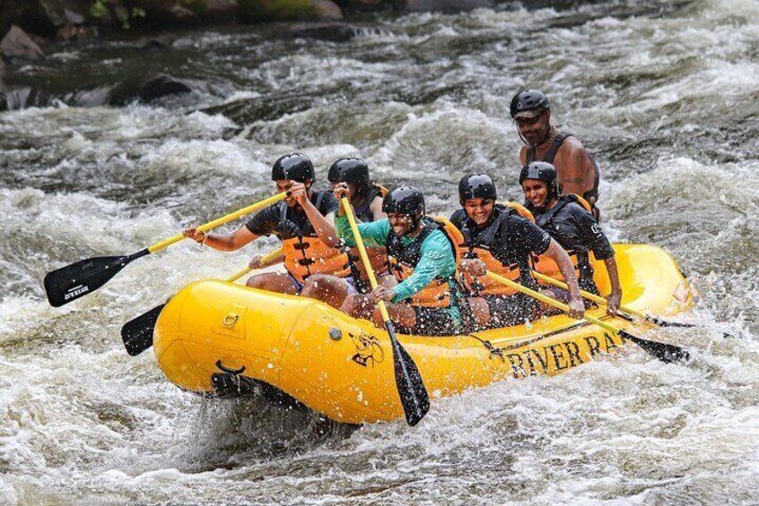 Upper Pigeon Adventure | Smoky Mountain River Rat
Suitable for ages 8+. No experience necessary.
>>For extra availability and trip times, call 865-448-8888 or visit AtTheRat.com