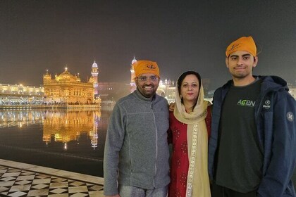 Amritsar 1 Day Tour: Golden Temple, Jalianwala Bagh, Wagah Border