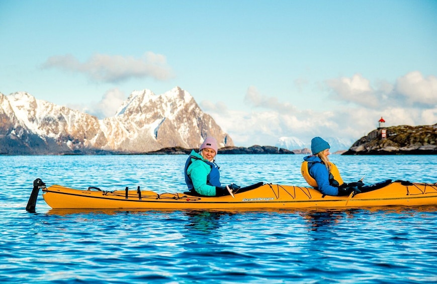 Picture 4 for Activity Svolvaer: 2-Hour Winter Kayaking Adventure