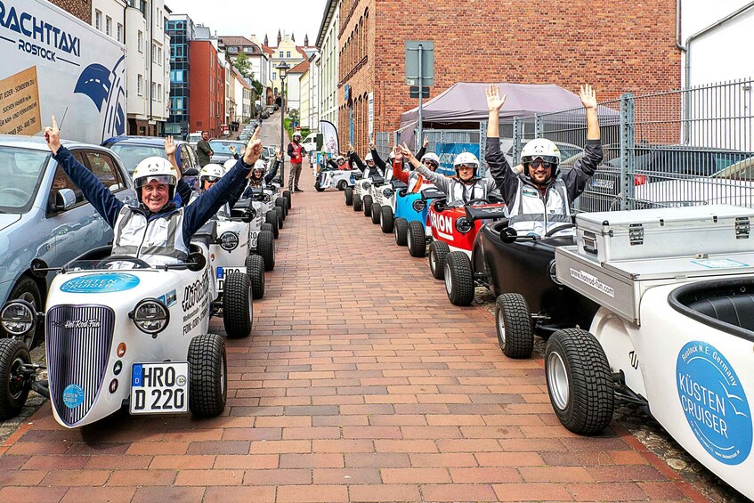 Picture 2 for Activity Rostock: Hot Rod Harbor City Tour