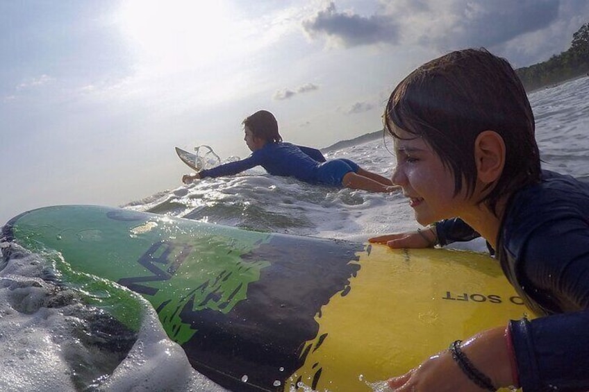 Surf Lessons For Kids In Marino Ballena National park