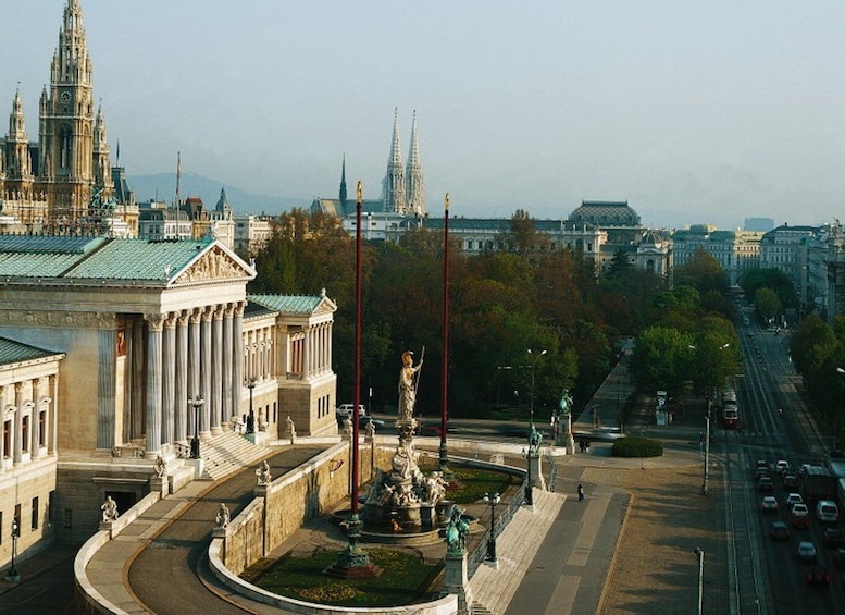 Vienna: Full-Day Private Tour