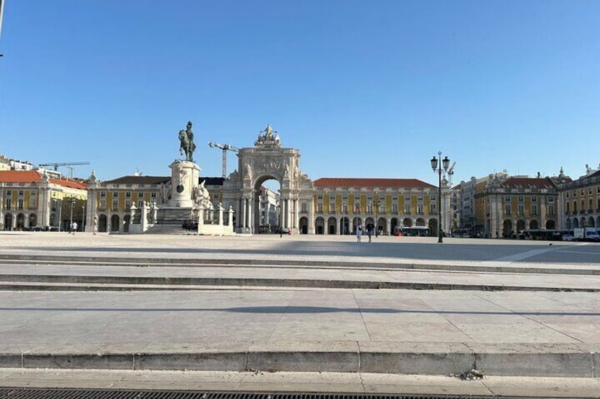 Lisbon private tour best city highlights in comfort