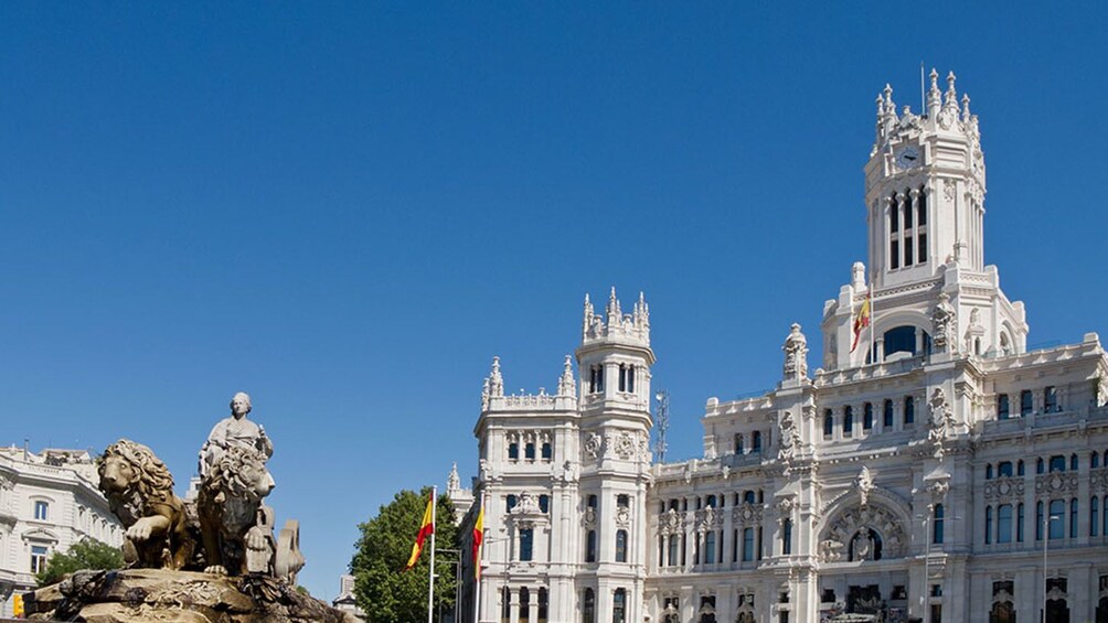 Go City: Madrid All-Inclusive Pass with 15+ attractions, tours and museums