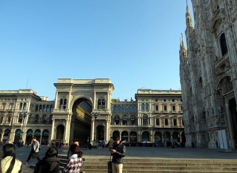 Picture 4 for Activity Milan: City Highlights Walking Tour