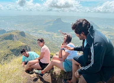 Mauritius: Le Pouce Mountain Hike