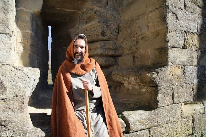 Unusual guided tour of Carcassonne at the time of the Builders