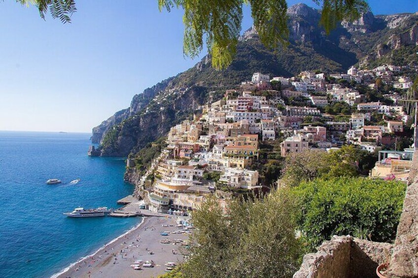 Naples Group Adventure: Positano, Amalfi, Ravello Day Tour

