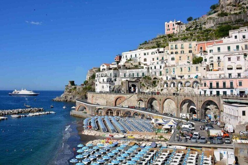 Naples Group Adventure: Positano, Amalfi, Ravello Day Tour

