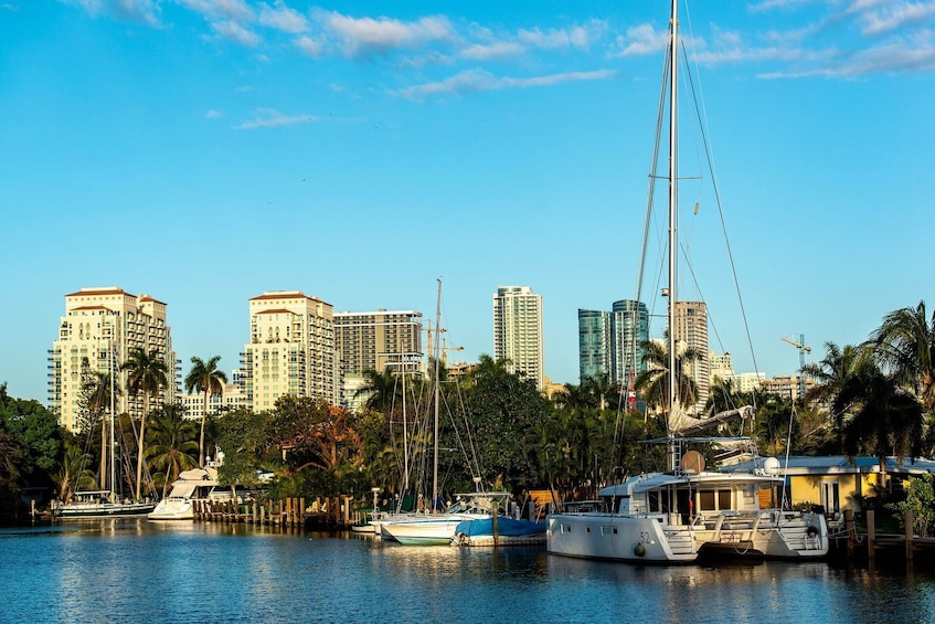 Fort Lauderdale: 90 Minute Sightseeing Cruise Las Olas New River