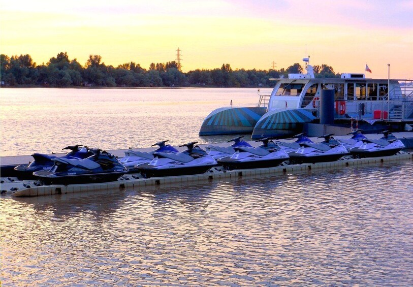 Picture 1 for Activity Bordeaux: Guided Jet Ski Tour