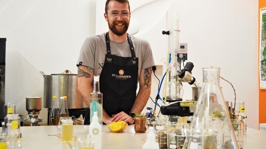 1-Hour Cocktail Masterclass Experience in Dublin