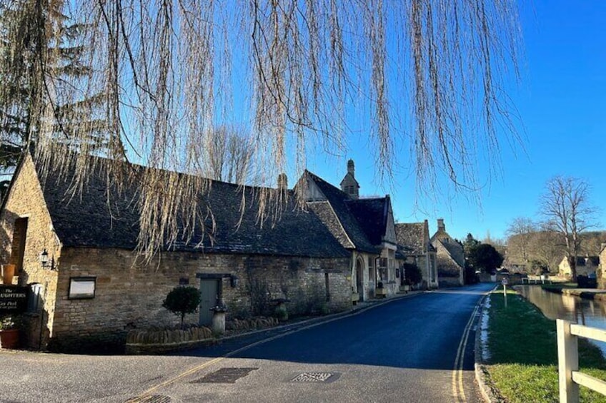 From London: Full Day Small Group Cotswolds Tour with Cream Tea