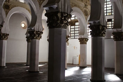 Toledo Historical Small Group Tour with Cathedral & Monuments