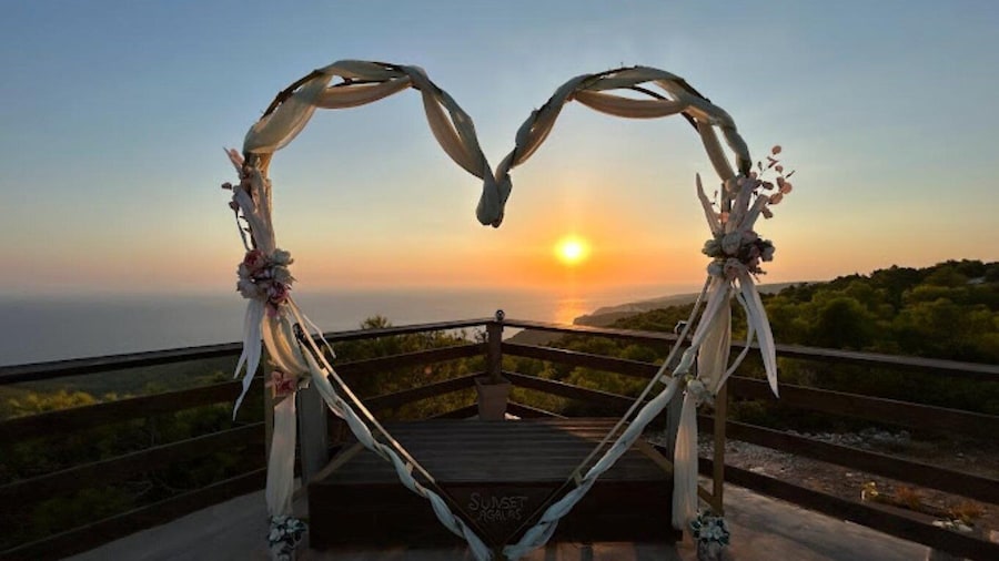 Zakynthos: Sunset Tour to Agalas Caves & Myzithres Viewpoint