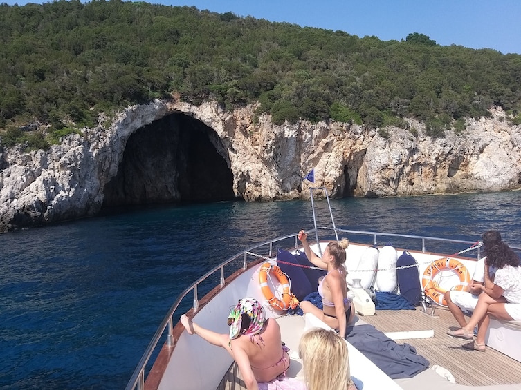 Boat trip to Sivota, the blue Lagoon