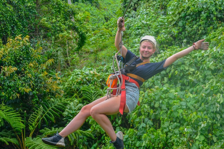 Picture 4 for Activity Vanuatu Jungle Zipline