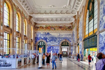 Combinado: tour de medio día por la ciudad de Oporto y recorrido de medio d...