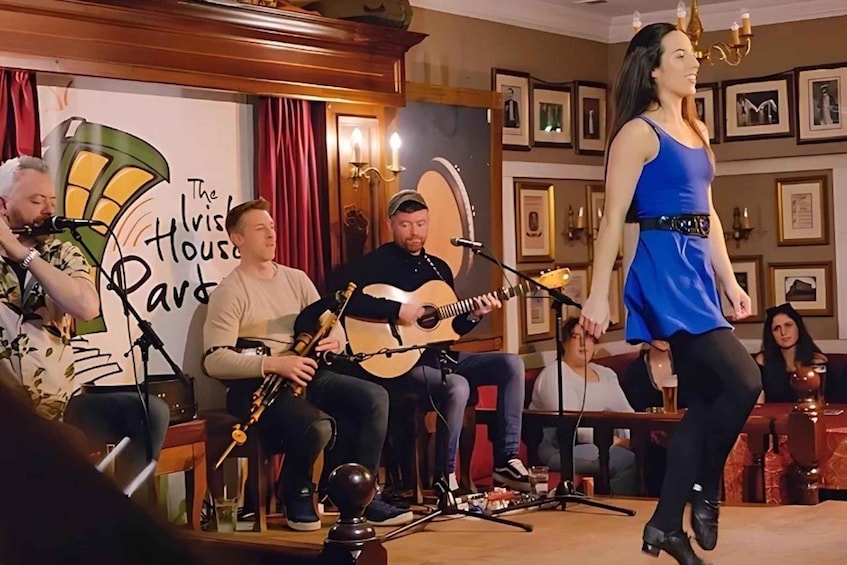 Picture 4 for Activity Dublin: Music and Dance Show at The Irish House Party