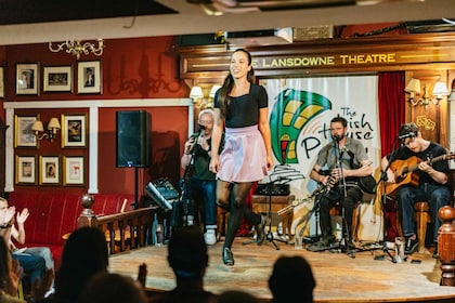ดับลิน: การแสดงดนตรีและการเต้นรำที่ The Irish House Party