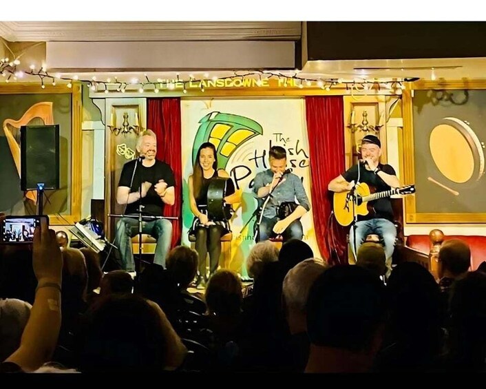 Picture 2 for Activity Dublin: Music and Dance Show at The Irish House Party